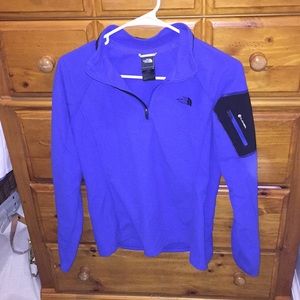 Blue north face pullover